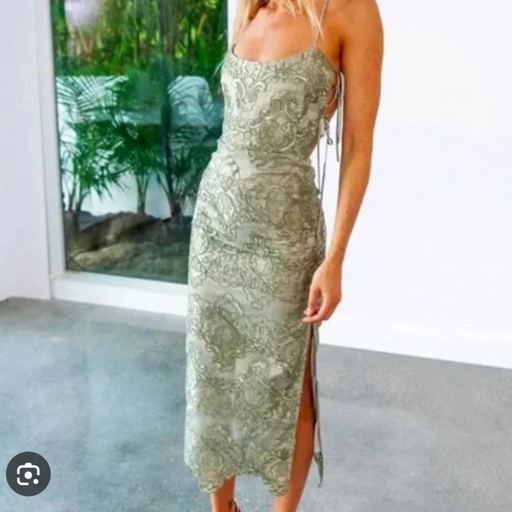 The Olivia Dress in sage - V. Chapman